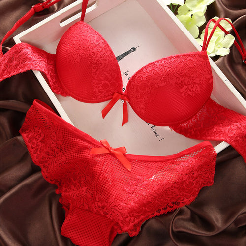 Sexy Laced Underwear/Bra Set (Hot Selling)