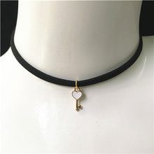 Gothic Black Velvet Choker Necklace For Ladies
